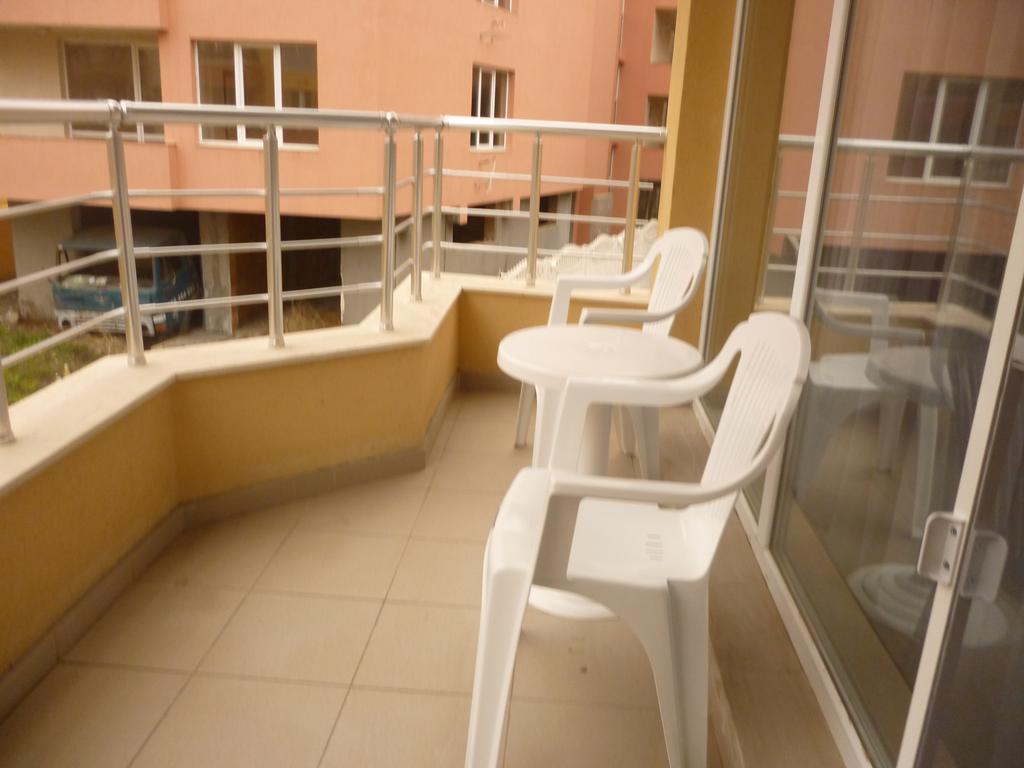 Studio Nera Pomorie Luaran gambar